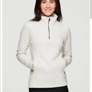 Avalanche Outdoor clothing Women’s pullover